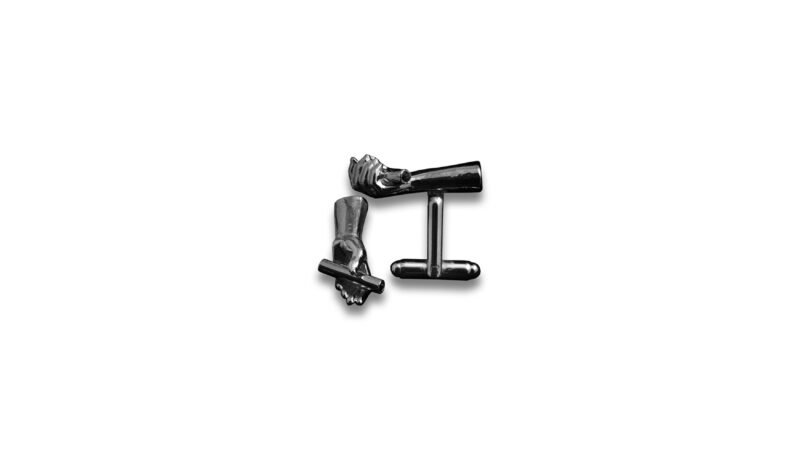 Ruthenium plated finish of Milius Act II Piece 02 “Conduit I”, conceptual cufflinks presenting a darkened surface that compresses light and intensifies directional tension.