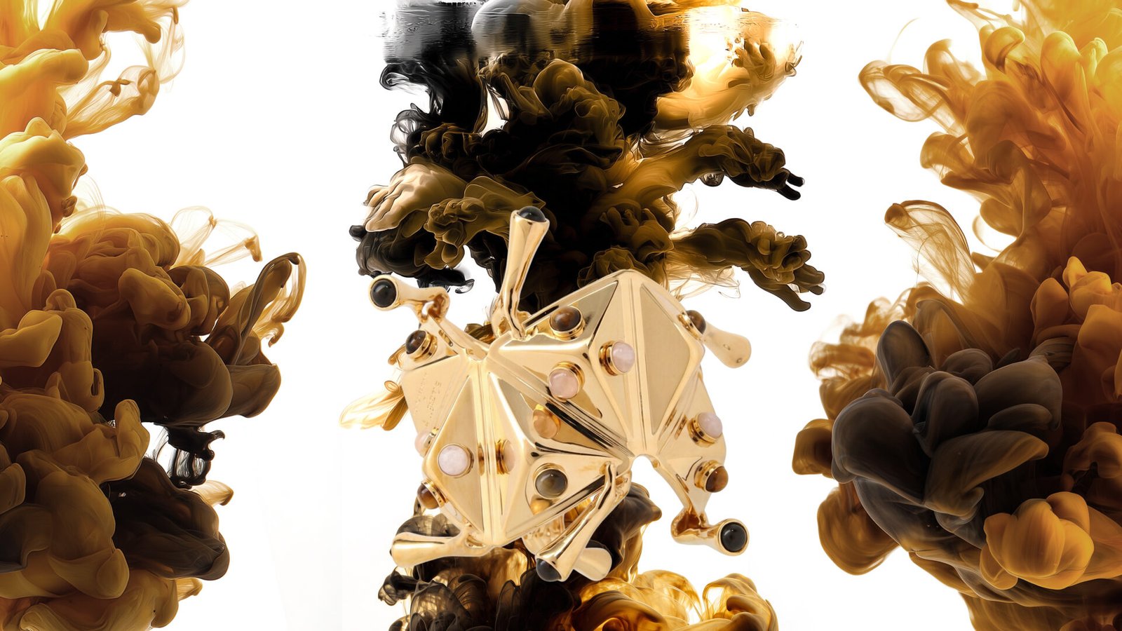 MILIUS Concentration FIXATION cuff suspended in ink composition, artist-led sculptural jewellery for Luisa Via Roma.